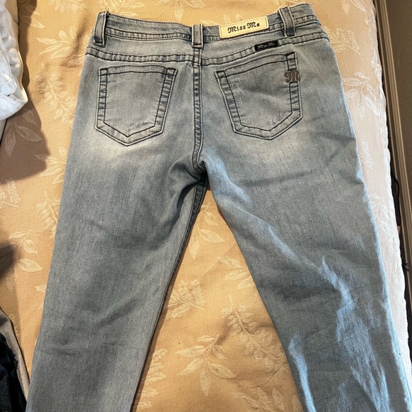 Miss Me Boyfriend Capri. Size 27 - Picture 1 of 2